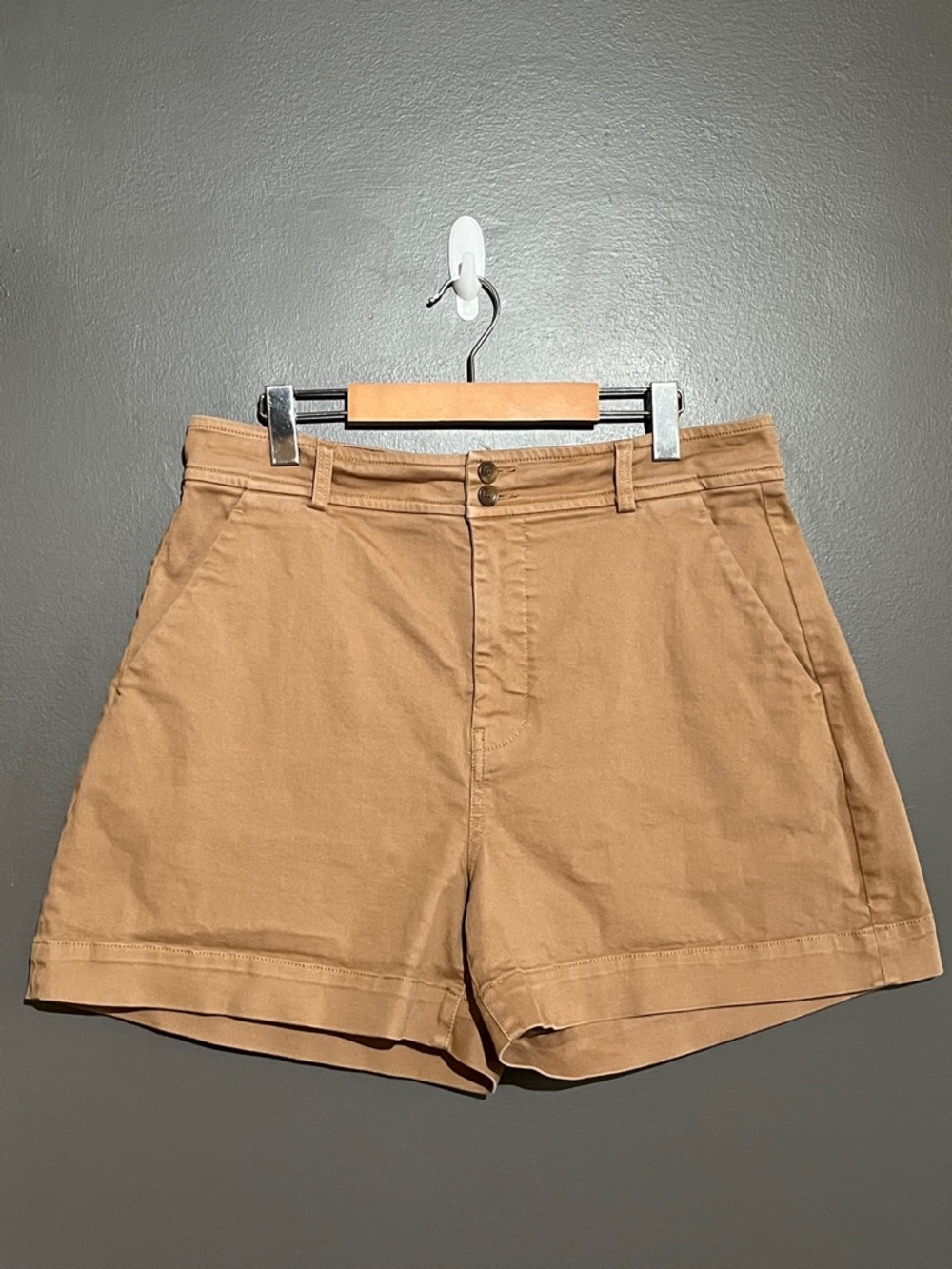 Everlane The Way High Twill Canvas Short - Picture 2 of 8